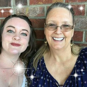 Meet your Posher, Candace